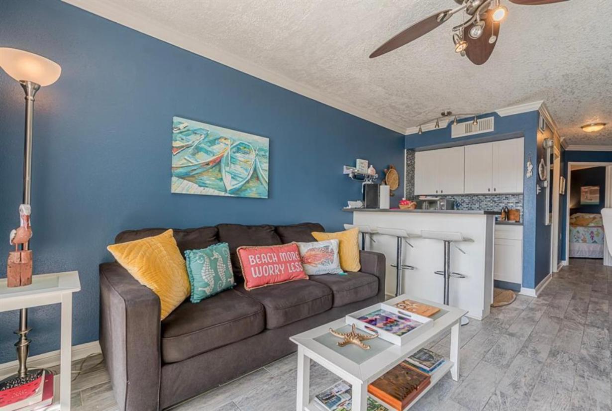 غالفيستون، تكساس Beach Escape - Top Floor Ocean Views - Heated Pool - Seawall Blvd المظهر الخارجي الصورة