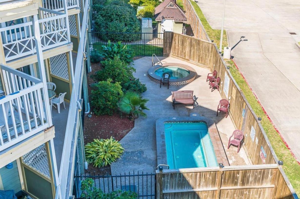 غالفيستون، تكساس Beach Escape - Top Floor Ocean Views - Heated Pool - Seawall Blvd المظهر الخارجي الصورة