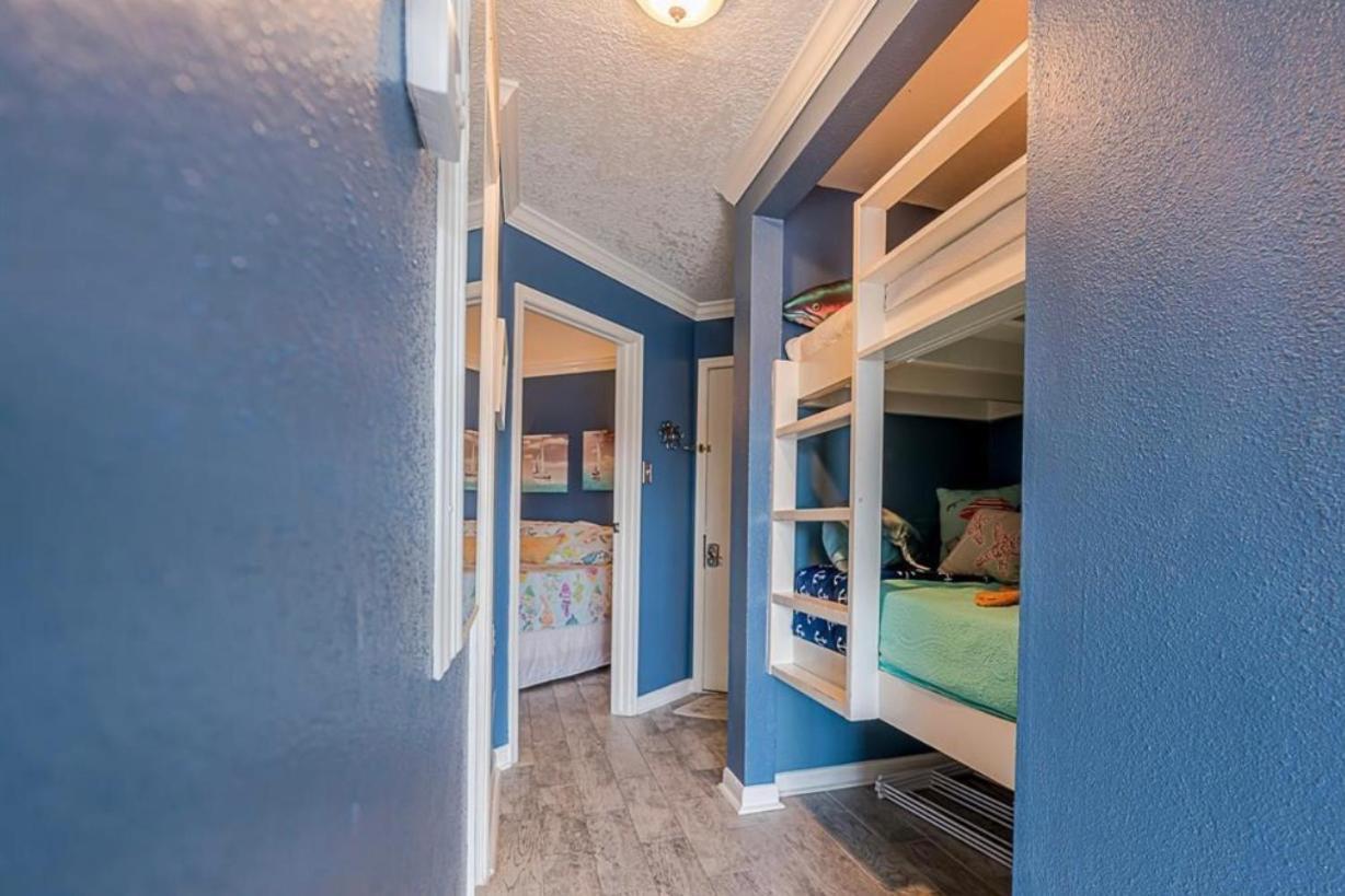 غالفيستون، تكساس Beach Escape - Top Floor Ocean Views - Heated Pool - Seawall Blvd المظهر الخارجي الصورة